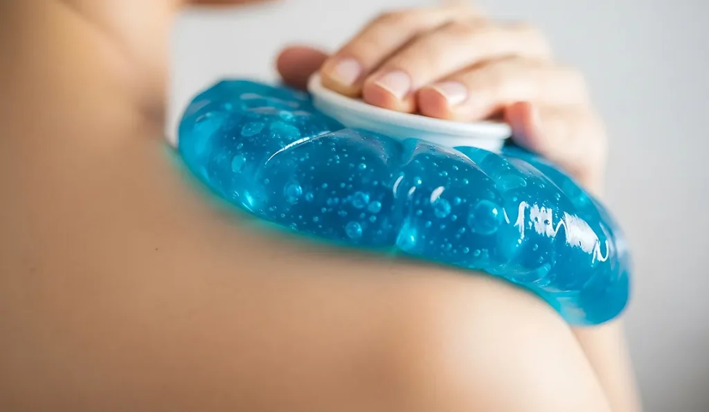 NOVOTERGUM – Wärme oder Kälte bei Schmerzen? Die einfache Entscheidungshilfe NOVOTERGUM – AdobeStock 1808525839 Kopie