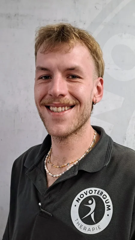 J. John Physiotherapeut Kopie